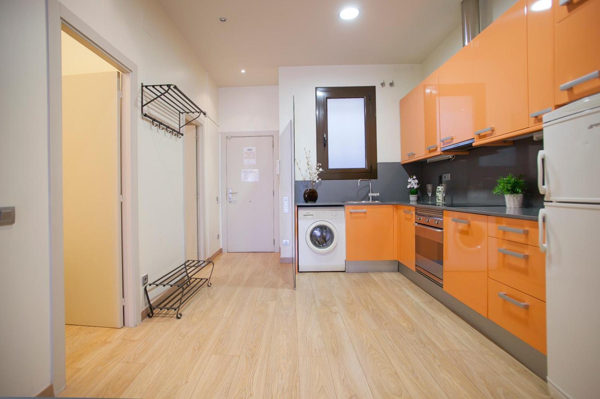 Tendency Apartments 7 Barcelona Exterior photo